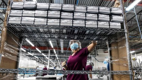 Компаниите в САЩ са разкрили повече от очакваното работни места през март