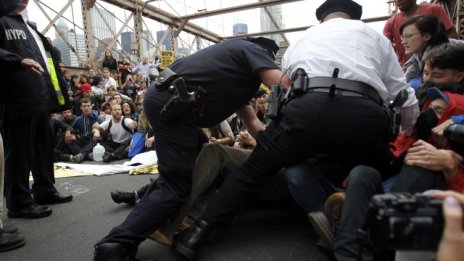 Протестите срещу Уолстрийт привлякоха вниманието на медиите