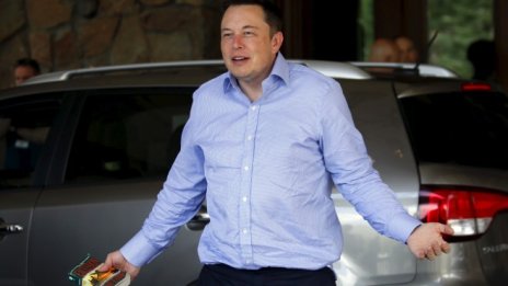 Илон Мъск показа защо Tesla трябва да стане частна компания