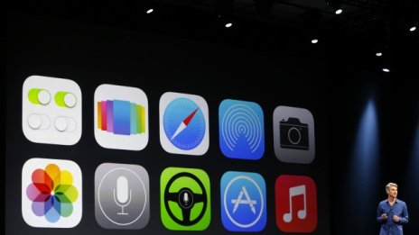 Най-големият проблем с дизайна на iOS 7 на Apple