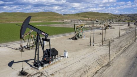 Цените на петрола достигнаха многогодишни върхове