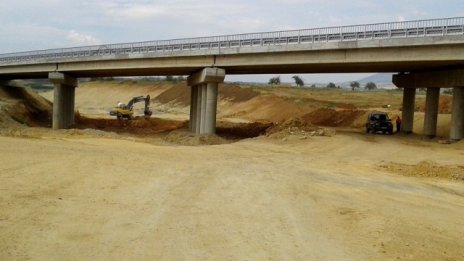 Път с три ленти ще се строи вместо магистрала "Черно море"