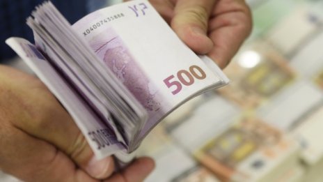 Държавите в ЕС губят приходи от почти 150 милиарда евро от несъбрано ДДС