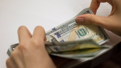 Глобалният дълг расте до рекордните 305 трлн. долара