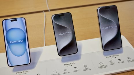 Apple адресира проблема с прегряването на iPhone