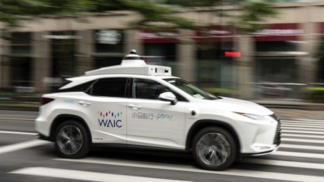 Pony.ai стартира масово производство на своята система за автономни коли до 2023 г.