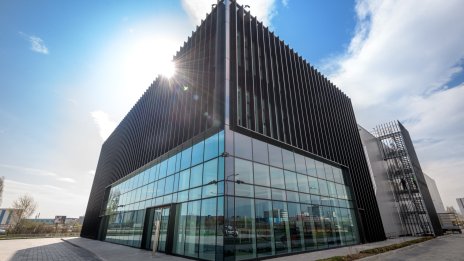 Equinix пуска втория етап от втория си IBX център за данни в България