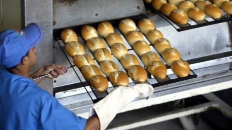 Производители: Държавата не може да е страничен наблюдател на цените