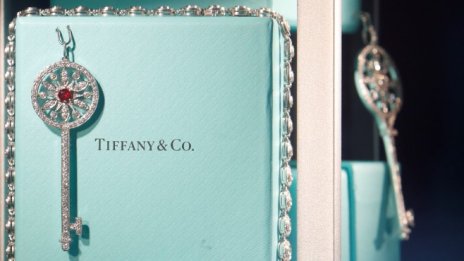 Tiffany очаква двуцифрен растеж в Китай въпреки слабата икономика