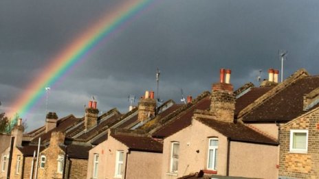 Ограниченията пред Airbnb в Лондон ще доведат до загуба на резервации за 400 млн. долара