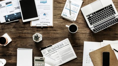 Преглед на печата за 25 януари