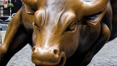 Основните борсови индекси  на Wall Street не намериха единна посока в петък