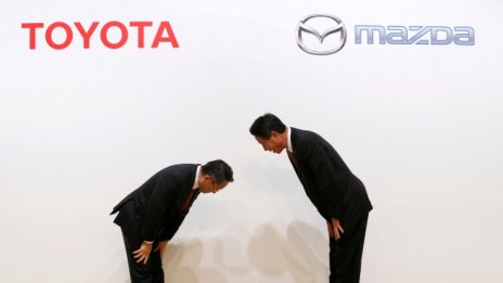 Защо Toyota и Mazda сключиха съюз?