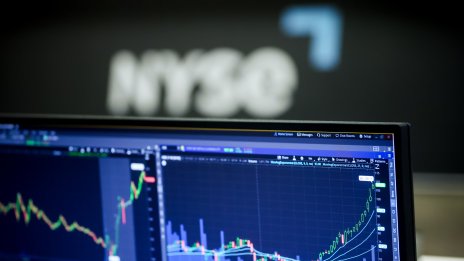 Dow достигна нов рекорд, завършвайки деня малко под 47 хил. пункта