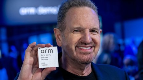 Arm отчете силни резултати, но прогнозата за смартфоните разочарова пазара