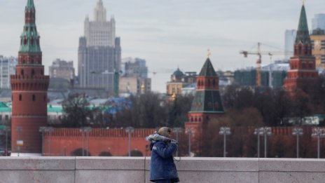 Икономическият растеж на Русия се удвоява след серия от облекчения