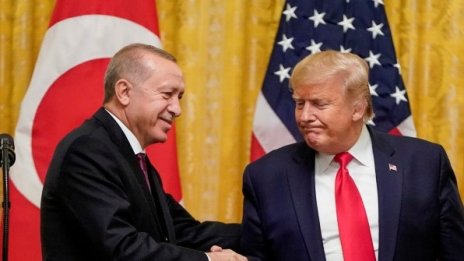 Какви са посланията след срещата между Ердоган и Тръмп