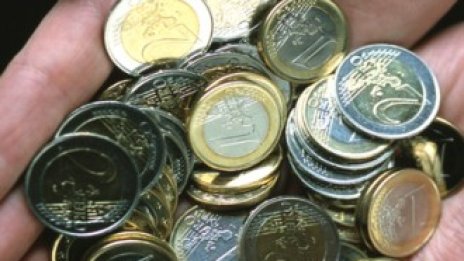 Има ли дилема финансова стабилност или социални мерки?