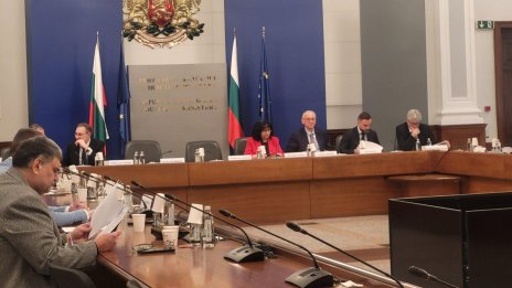 Тристранният съвет не се обедини около „възможния бюджет“ на Теменужка Петкова