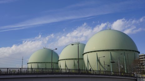 ЕС едва успява да постигне целта за съхранение на газ