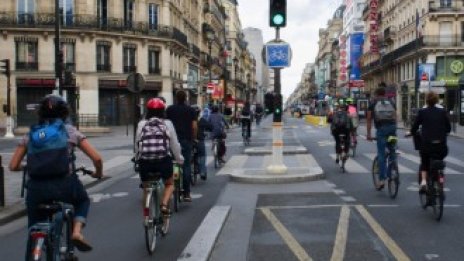 Как Париж планира да се превърне в 100% достъпен с велосипед град?