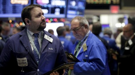 Индексите на американските фондови борси не намират единна посока*