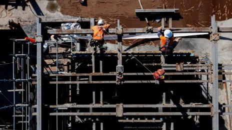 Разходите за труд в България са нараснали рязко през лятото