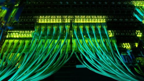 Коронакризата насърчи увеличаване на заетостта в телекомите