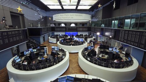 Червената вълна заля и европейските борси