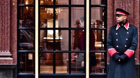 Най-скъпите луксозни търговски улици в Европа са в Лондон, Париж и Москва