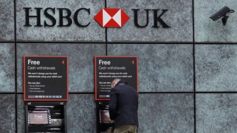 Регулаторите усилват натиска върху банките заради лошите заеми