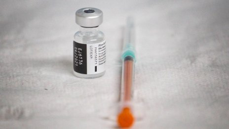 Великобритания премина границата от 15 млн. ваксинирани срещу коронавируса