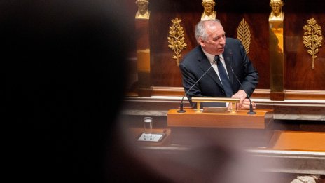 Френският премиер ще поиска вот на доверие заради бюджета