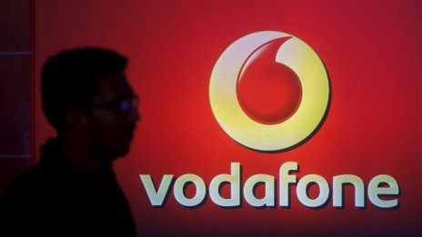 Европа помогна на Vodafone да отчете ръст за първи път от 2008 г.