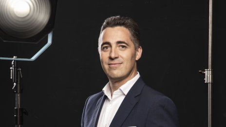 5G Революция: Vivacom съчетава бързина и свобода в първия си 5G смартфон