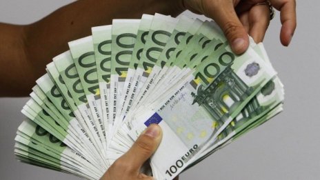 България с излишък от над 2 млрд. евро по текущата сметка за третото тримесечие 