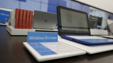 Графика на деня: Как се представя Windows 10 след пускането си на пазара?