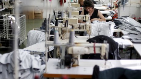 Производителността на труда у нас забавя ръста си до 2,2% на годишна база