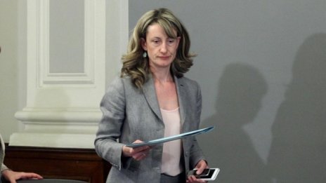 Служебният кабинет трябва да излезе с план за изпълнение на препоръките на ЕК
