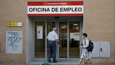 Безработицата в Испания пада до 7-годишен минимум в края на 2016 г.
