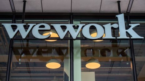 WeWork планира обратен сплит на акциите си