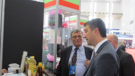 Стойнев: Българският износ към Китай се е увеличил с 20% през последните месеци