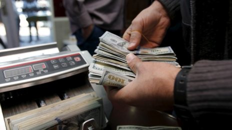 Търговският дефицит на САЩ е намалял до 42,4 млрд. долара през август