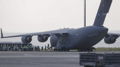 НАТО: Направихме най-доброто, което можем, в Кабул