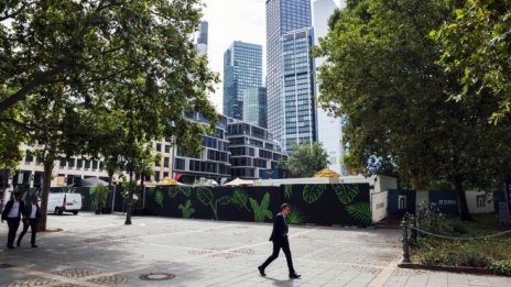 Отбрана, пандемия, климат - основни теми в първия предизборен дебат в Германия