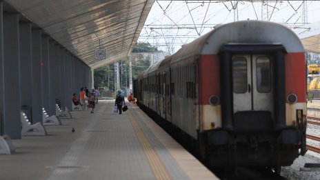 Подадени са четири оферти за доставка на 35 влака по ПВУ