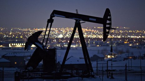 Прогнозата на Русия за цената на петрола "Уралс" се разминава с пазара