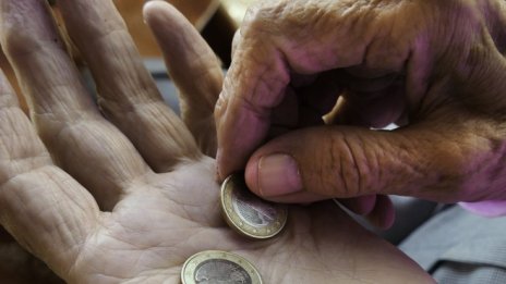 МТСП: Не се предлага ново повишаване на пенсионната възраст и стаж