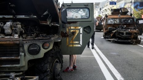 Дипломацията в Украйна трябва да върви успоредно с боевете