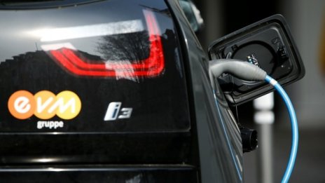 Подготвят се промени за дефинирането на зарядните точки за електромобили